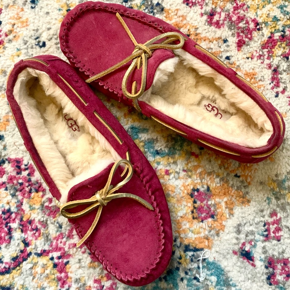 UGG Dakota Slippers, Magenta-Rose, Size 7